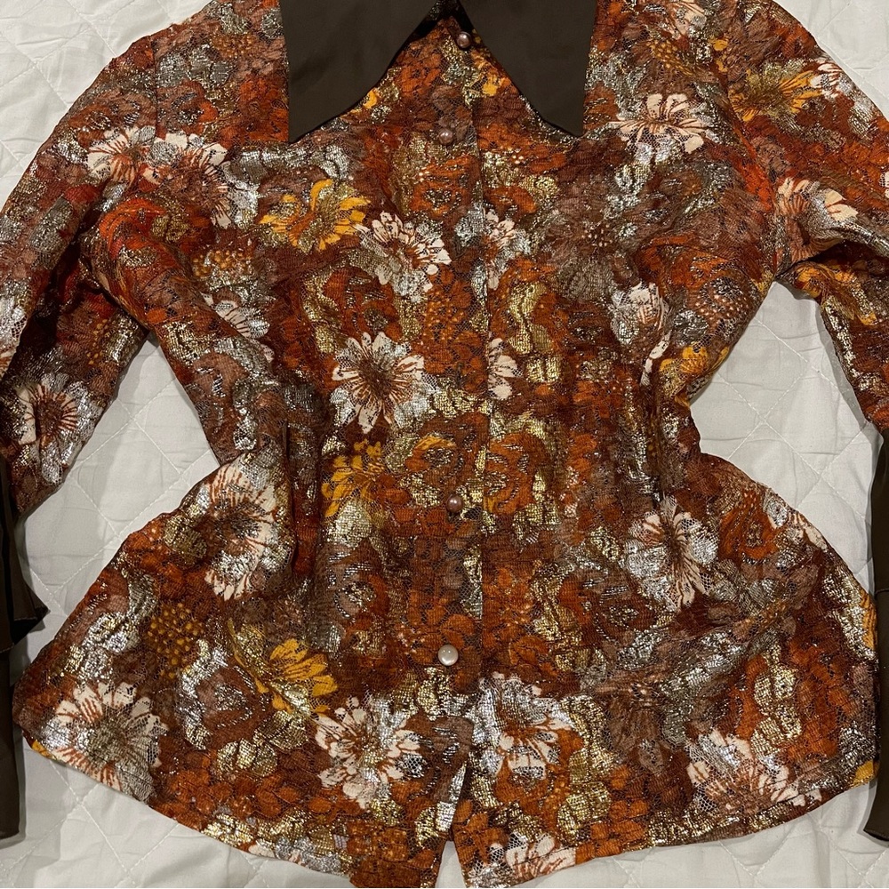 Vintage Floral Brown Women's Top with Ruffled Sleeves - Picture 3 of 6